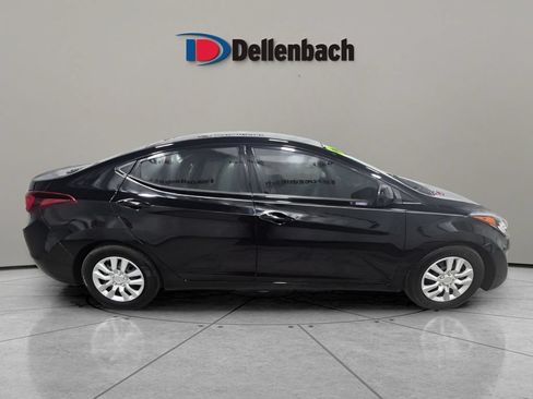 Used 2016 Hyundai Elantra SE FWD image 12