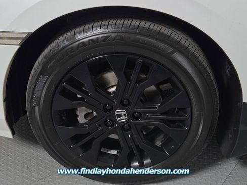 Certified 2025 Honda Odyssey Sport-L image 9