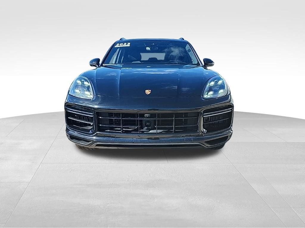 Used 2023 Porsche Cayenne Turbo AWD/4WD image 2