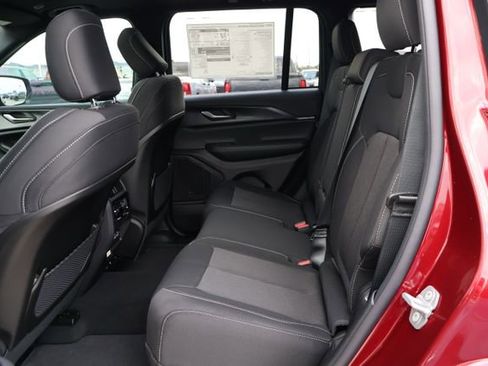 New 2026 Jeep Grand Cherokee Laredo X image 9