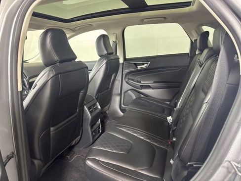 Certified 2023 Ford Edge Titanium AWD/4WD image 8