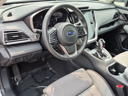 Used 2024 Subaru Outback Limited AWD/4WD image 12