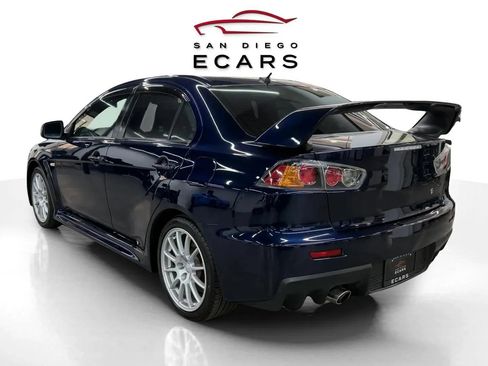 Used 2013 Mitsubishi Lancer Evolution GSR image 8