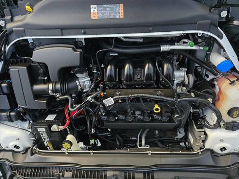 Used 2018 Ford Fusion SE image 49