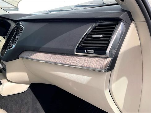 Used 2023 Volvo XC90 T8 Plus w/ Protection Package image 19