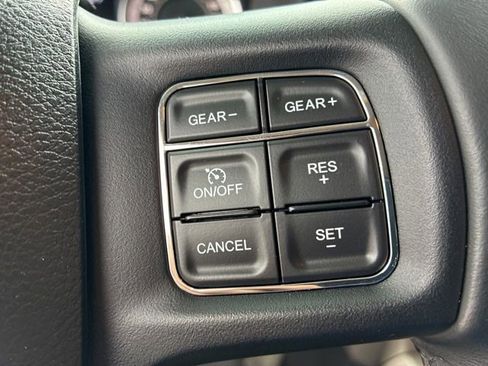 Used 2017 RAM 1500 Big Horn AWD/4WD image 29