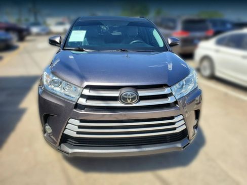 Used 2019 Toyota Highlander Plus image 24