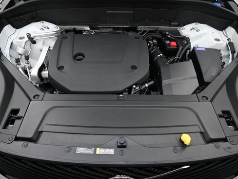 New 2026 Volvo XC90 B6 Ultra image 13