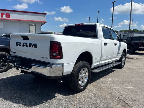 Used 2025 RAM 2500 Big Horn AWD/4WD image 5