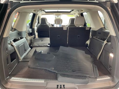 Used 2023 Lincoln Navigator Reserve AWD/4WD image 26