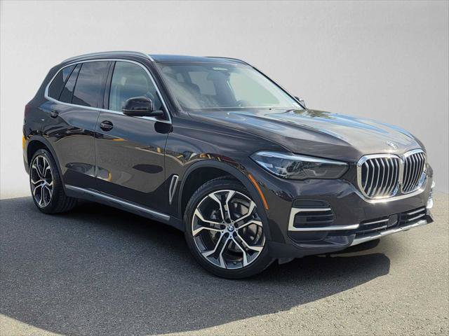 Used 2023 BMW X5 xDrive40i AWD/4WD image 1