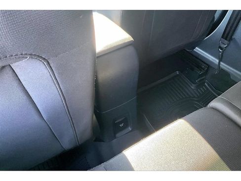 Used 2020 Ford EcoSport SE w/ SE Convenience Package FWD image 12