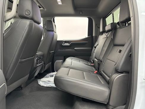 New 2026 GMC Sierra 1500 Denali AWD/4WD image 39