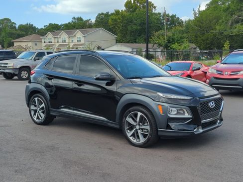 Used 2021 Hyundai Kona Limited w/ Cargo Package FWD image 9