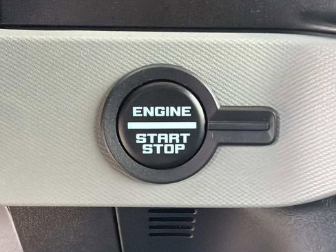 Used 2023 Ford Bronco Badlands image 32