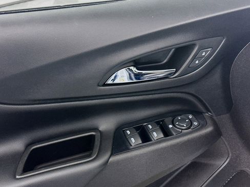 Used 2019 Chevrolet Equinox LT image 15