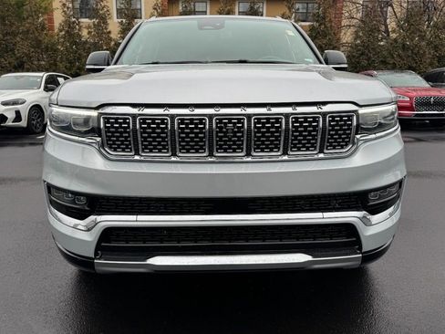 Used 2023 Jeep Grand Wagoneer Series III AWD/4WD image 9