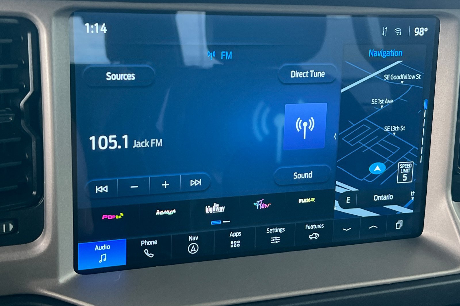 Used 2025 Ford Bronco Outer Banks AWD/4WD image 15