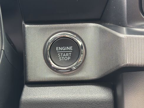 Used 2026 Ford F250 Platinum w/ Tremor Off-Road Package AWD/4WD image 35