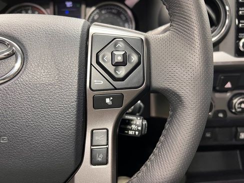 Used 2020 Toyota Tacoma SR5 image 16