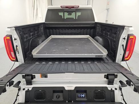 Used 2024 GMC Sierra 1500 Denali Ultimate AWD/4WD image 37