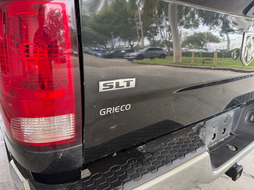 Used 2016 RAM 1500 Classic SLT RWD image 12