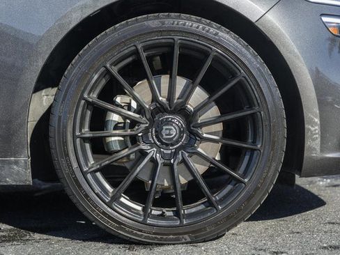 Used 2023 Genesis G70 2.0T image 14