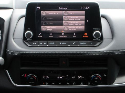 New 2026 Nissan Rogue SV w/ Cold Weather Package FWD image 14