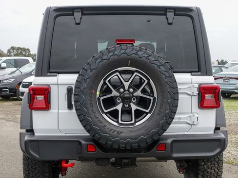 New 2026 Jeep Wrangler Rubicon w/ Technology Group image 11