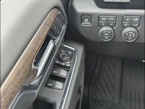 New 2026 Chevrolet Silverado 2500 High Country w/ Technology Package AWD/4WD image 24