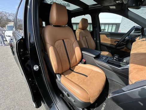 Certified 2024 MAZDA CX-90 3.3 Turbo S w/ Premium Plus AWD/4WD image 26