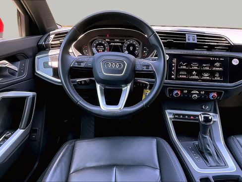 Used 2025 Audi Q3 2.0T Premium AWD/4WD image 6