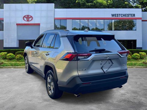 Used 2024 Toyota RAV4 XLE image 5