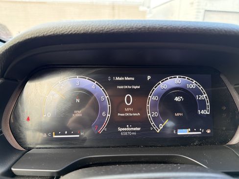 Used 2022 Jeep Grand Cherokee L Laredo w/ Luxury Tech Group I image 16