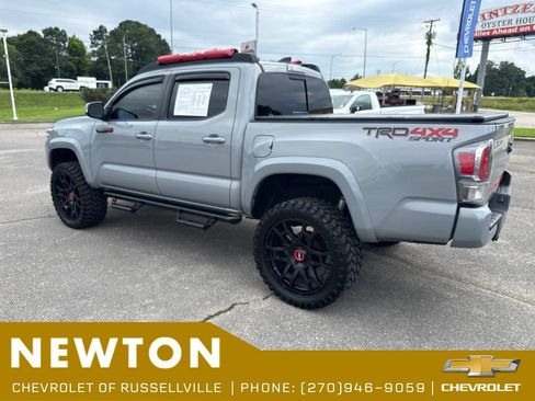 Used 2021 Toyota Tacoma TRD Sport AWD/4WD image 20