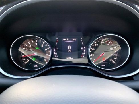 Used 2020 Jeep Compass Latitude w/ Cold Weather Group image 19