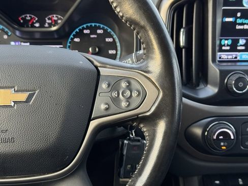 Used 2018 Chevrolet Colorado Z71 image 25
