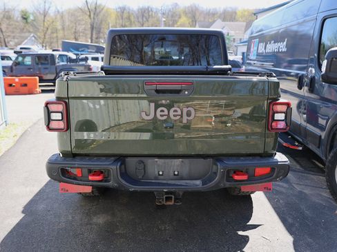 Used 2021 Jeep Gladiator Rubicon AWD/4WD image 5