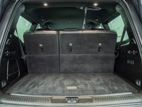 Used 2024 Jeep Wagoneer Series III AWD/4WD image 11