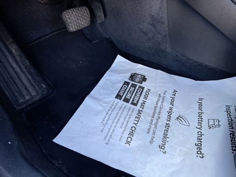 Used 2023 Chevrolet Malibu LT image 17