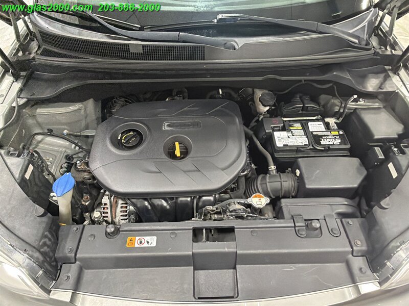 Used 2019 Kia Soul + FWD image 12