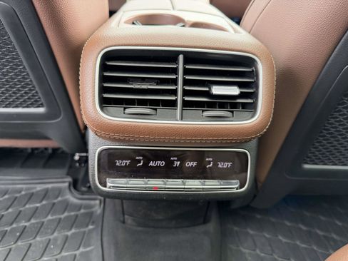 Used 2024 Mercedes-Benz GLS 450 4MATIC image 20