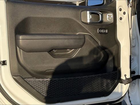 Used 2024 Jeep Wrangler Sport S w/ Convenience Group image 20