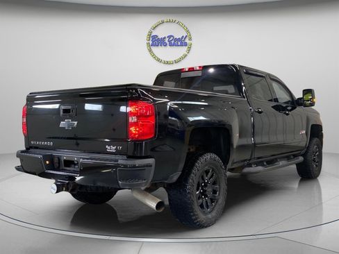 Used 2016 Chevrolet Silverado 2500 LT w/ Midnight Edition image 6