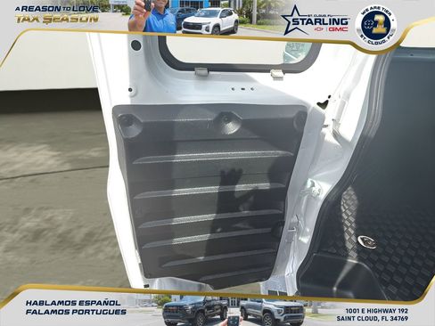 Used 2024 Chevrolet Express 2500 w/ Driver Convenience Package image 24