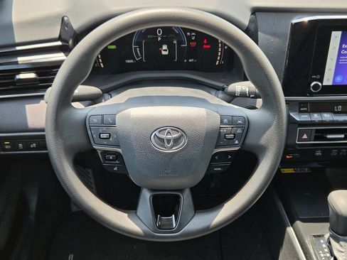 Used 2026 Toyota Camry LE FWD image 15