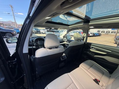 Used 2022 Subaru Ascent Limited w/ Technology Package AWD/4WD image 17