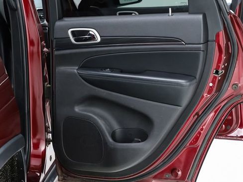 Used 2020 Jeep Grand Cherokee Limited w/ Luxury Group II image 33