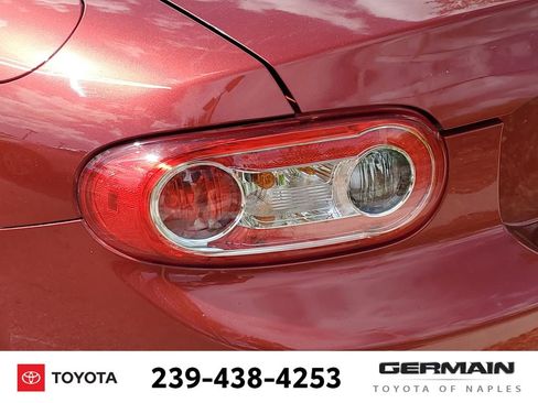 Used 2014 MAZDA MX-5 Miata Grand Touring w/ Premium Package image 16