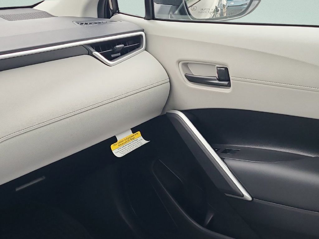 New 2026 Toyota Corolla Cross LE w/ Moonroof Package FWD image 16